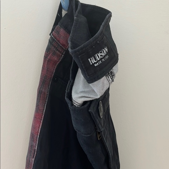 Unique Hudson Jeans - Picture 5 of 5